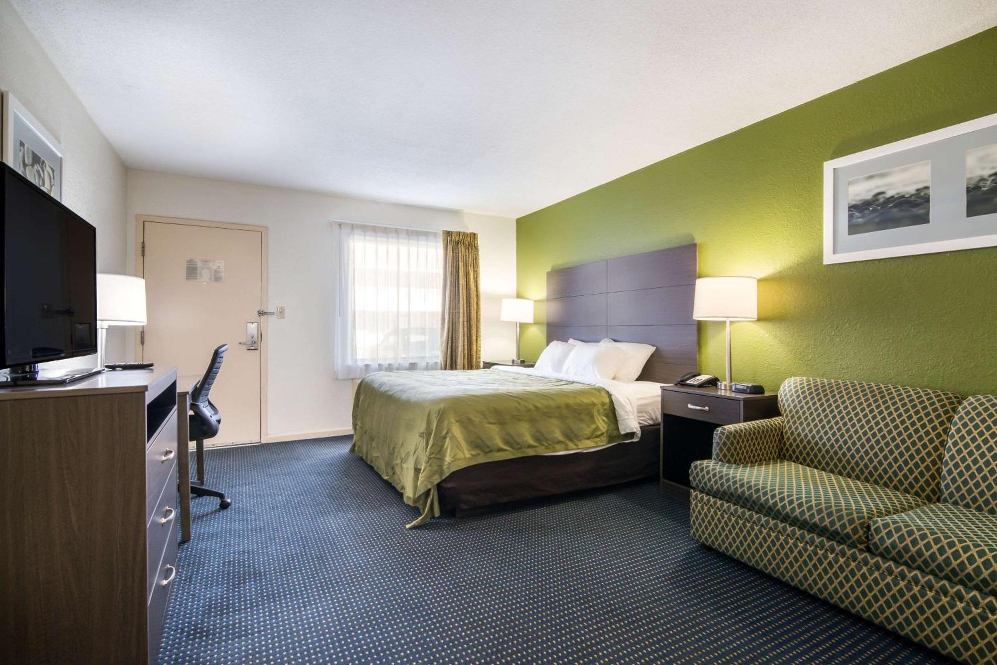 Quality Inn Little Creek Virginia Beach Exterior photo