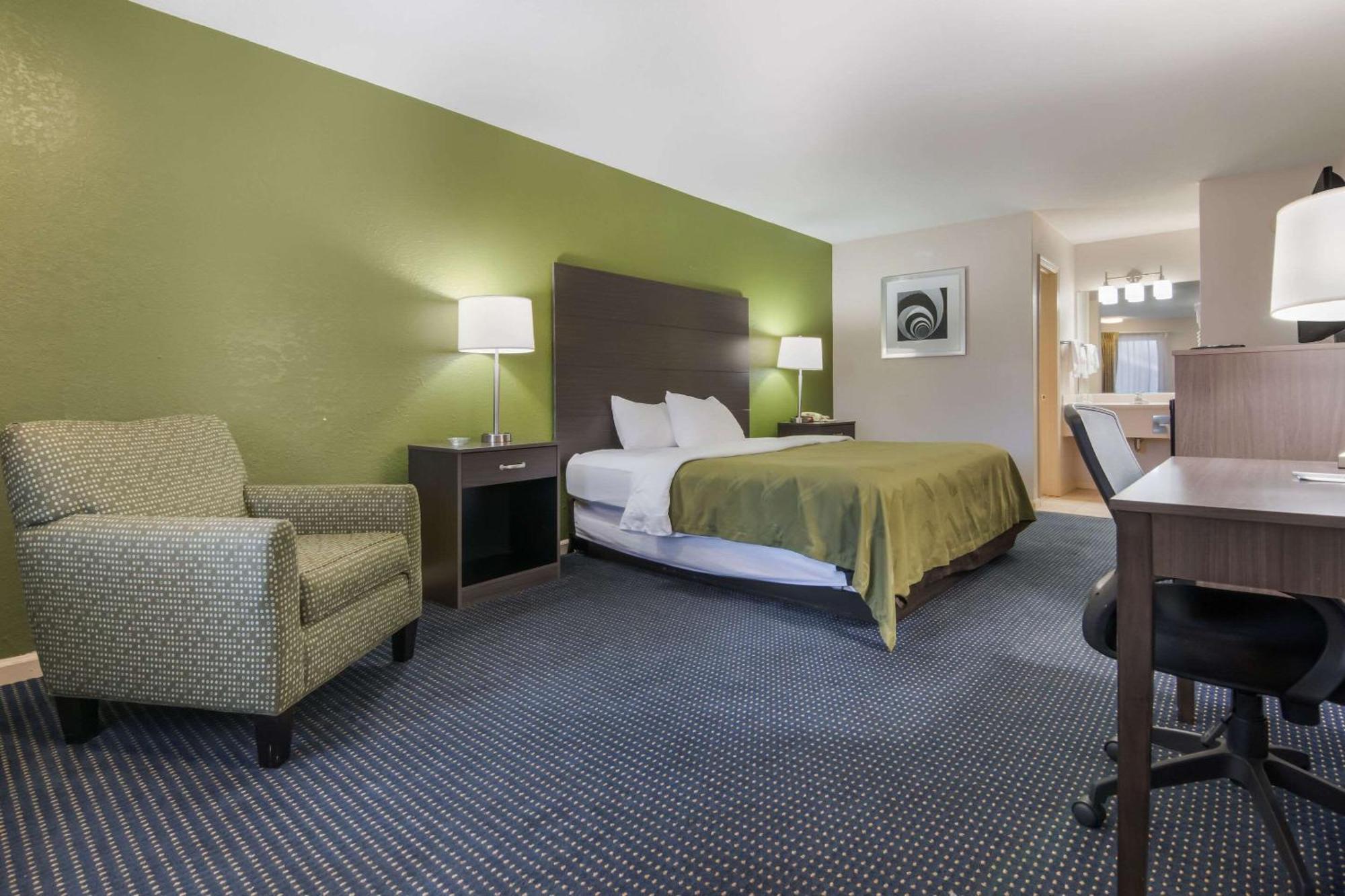 Quality Inn Little Creek Virginia Beach Exterior photo