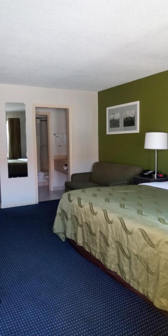 Quality Inn Little Creek Virginia Beach Exterior photo